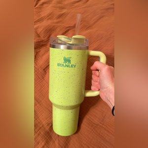 Like new Stanley green cup